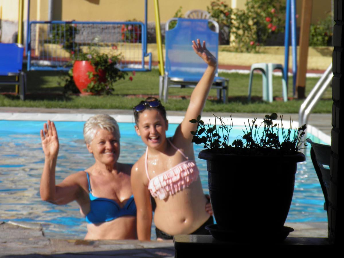 Stars Hotel Agios Georgios  Exteriör bild